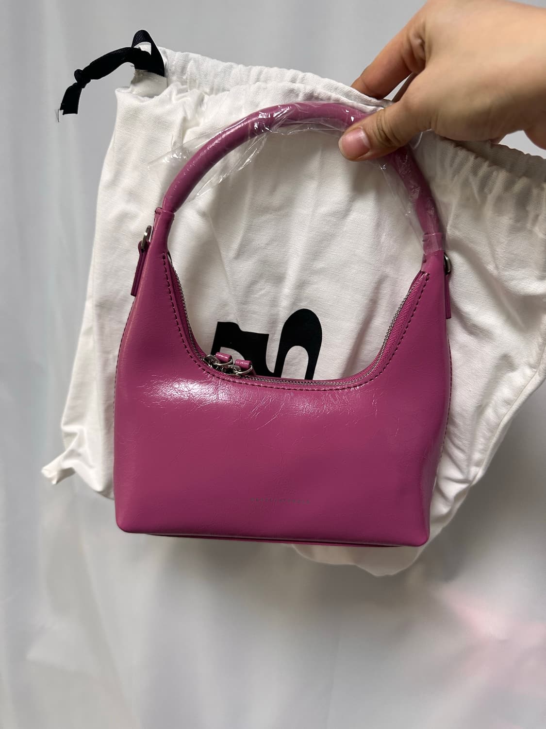 마지셔우드 미니 호보백 핑크 상품이미지1