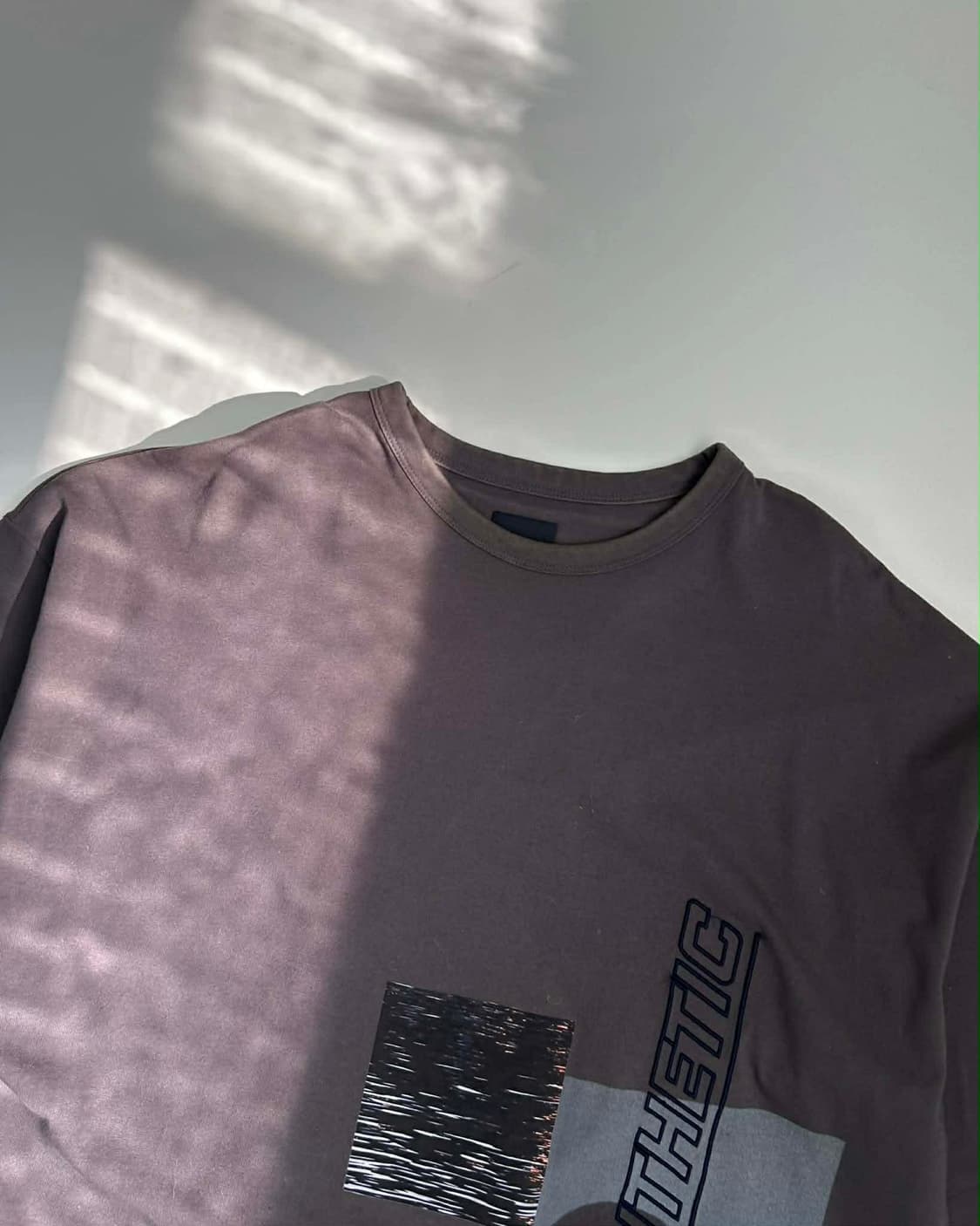 [S] Juun.J 준지 픽쳐 그래픽 반팔 티셔츠 상품이미지3