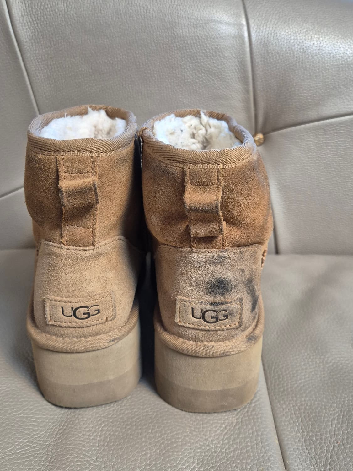 UGG 클래식 어그 여성 235 상품이미지4