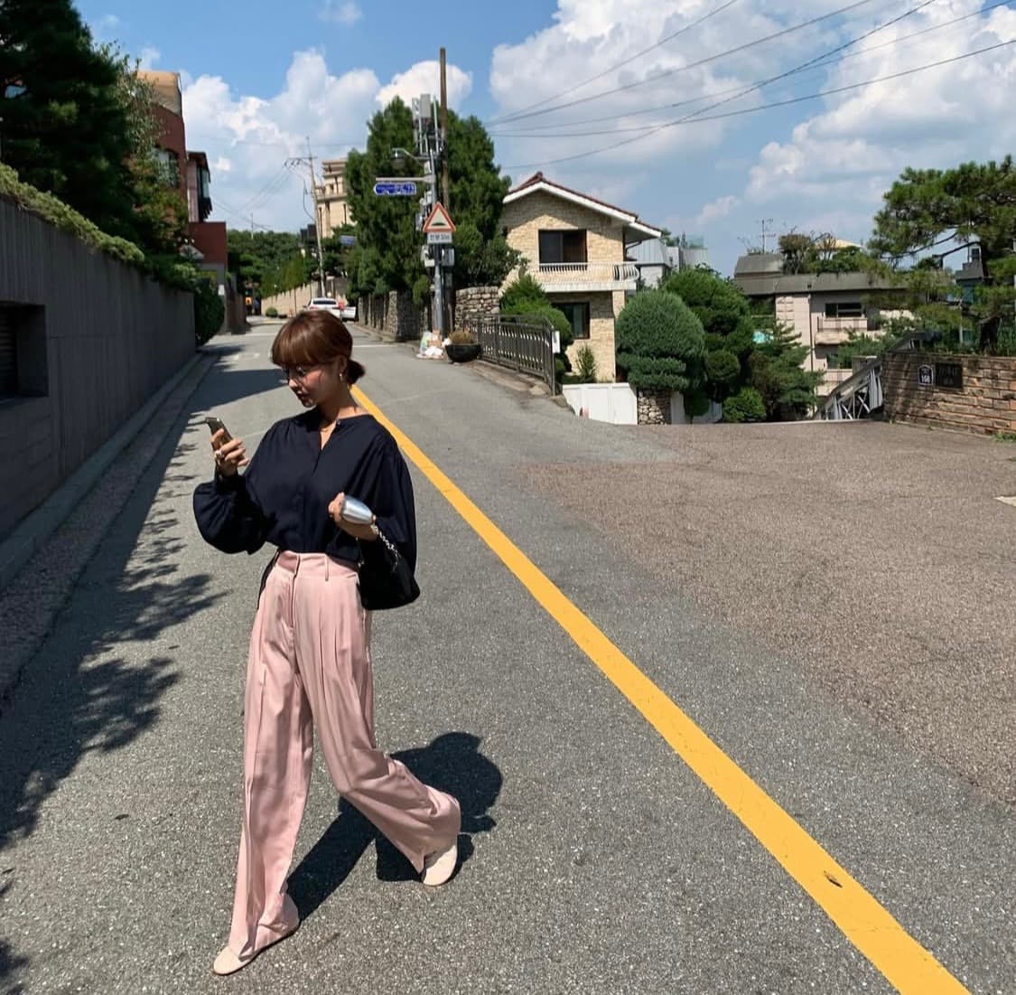 새상품 ) 임블리 은은한핑크빛 새틴슬랙스 상품이미지3