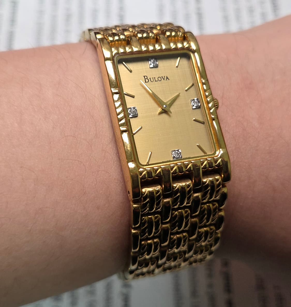 빈티지 부로바 사각탱크형 4P 린넨다이얼 올금장 쿼츠 브레이슬릿 ver. 상품이미지10