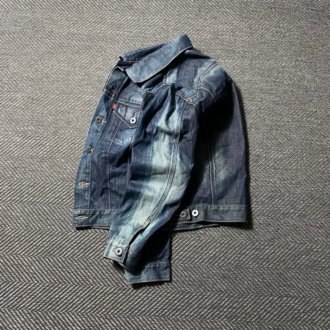 리바이스 레드룹 Y2K 생지 페이딩 워싱 데님자켓 XL 상품이미지1