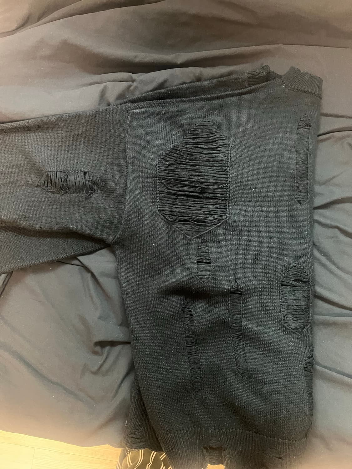 언거마이카 롱슬리브 니트 다크 잉크 2사이즈 팝니다 상품이미지2