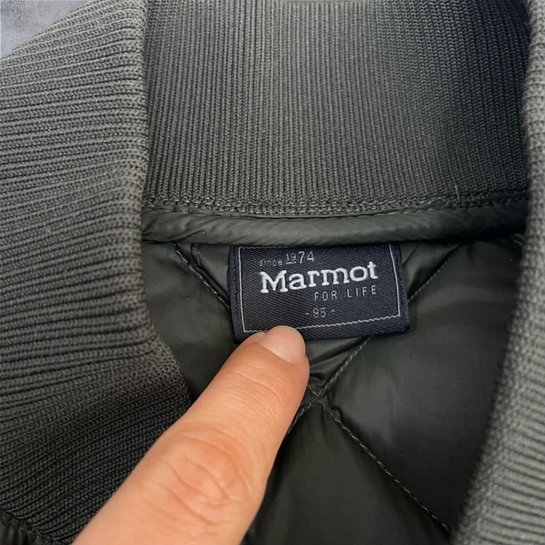 마모트 Marmot 카키 퀄팅 경량 다운 패딩 점퍼 95 상품이미지2