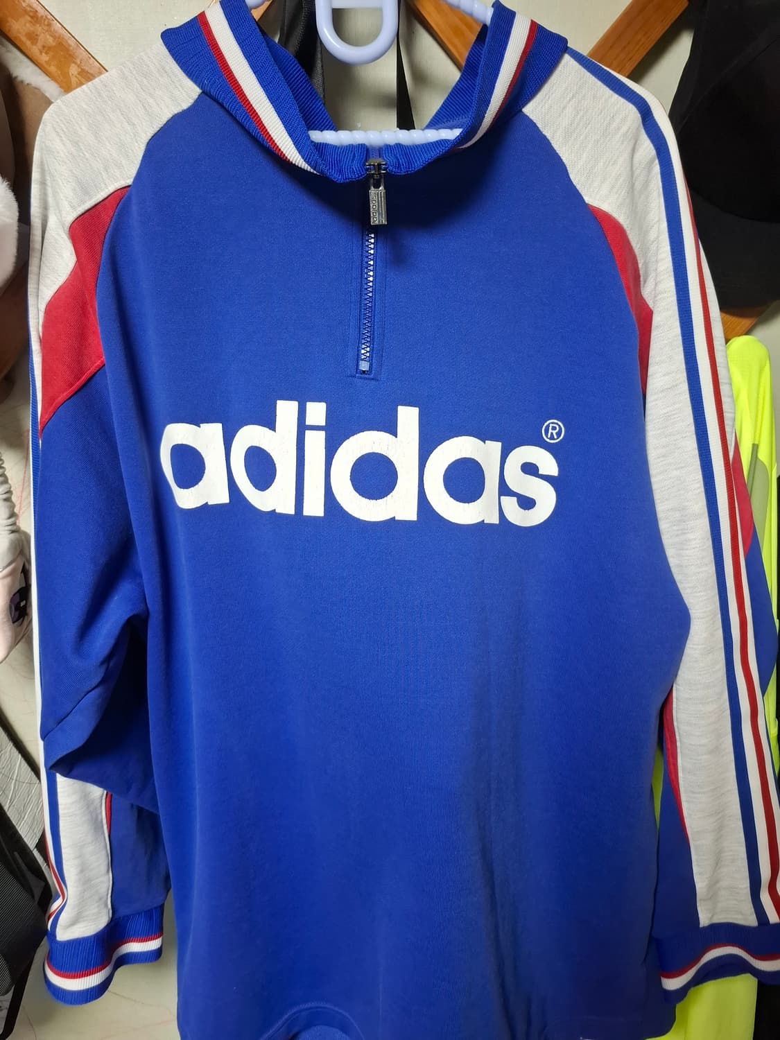 Adidas 아디다스 90s 빅로고 올드스쿨 맨투맨 상품이미지1