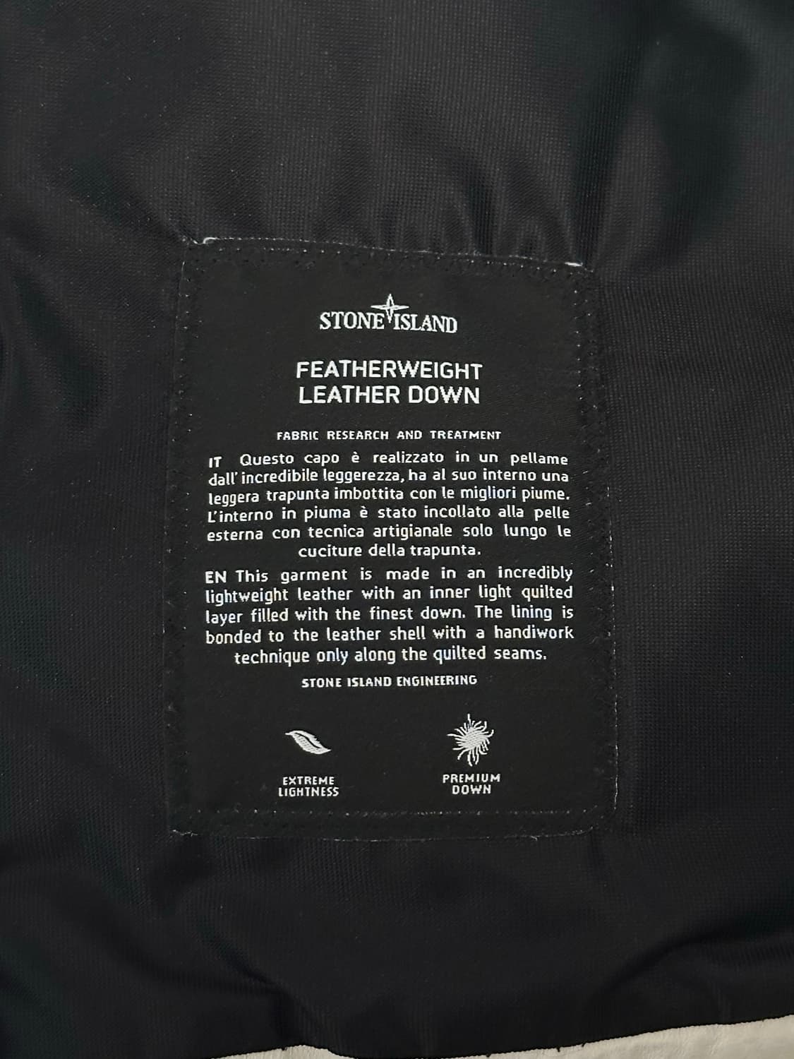 스톤아일랜드 페더웨이트 레더 다운 패딩 M(100) 상품이미지2