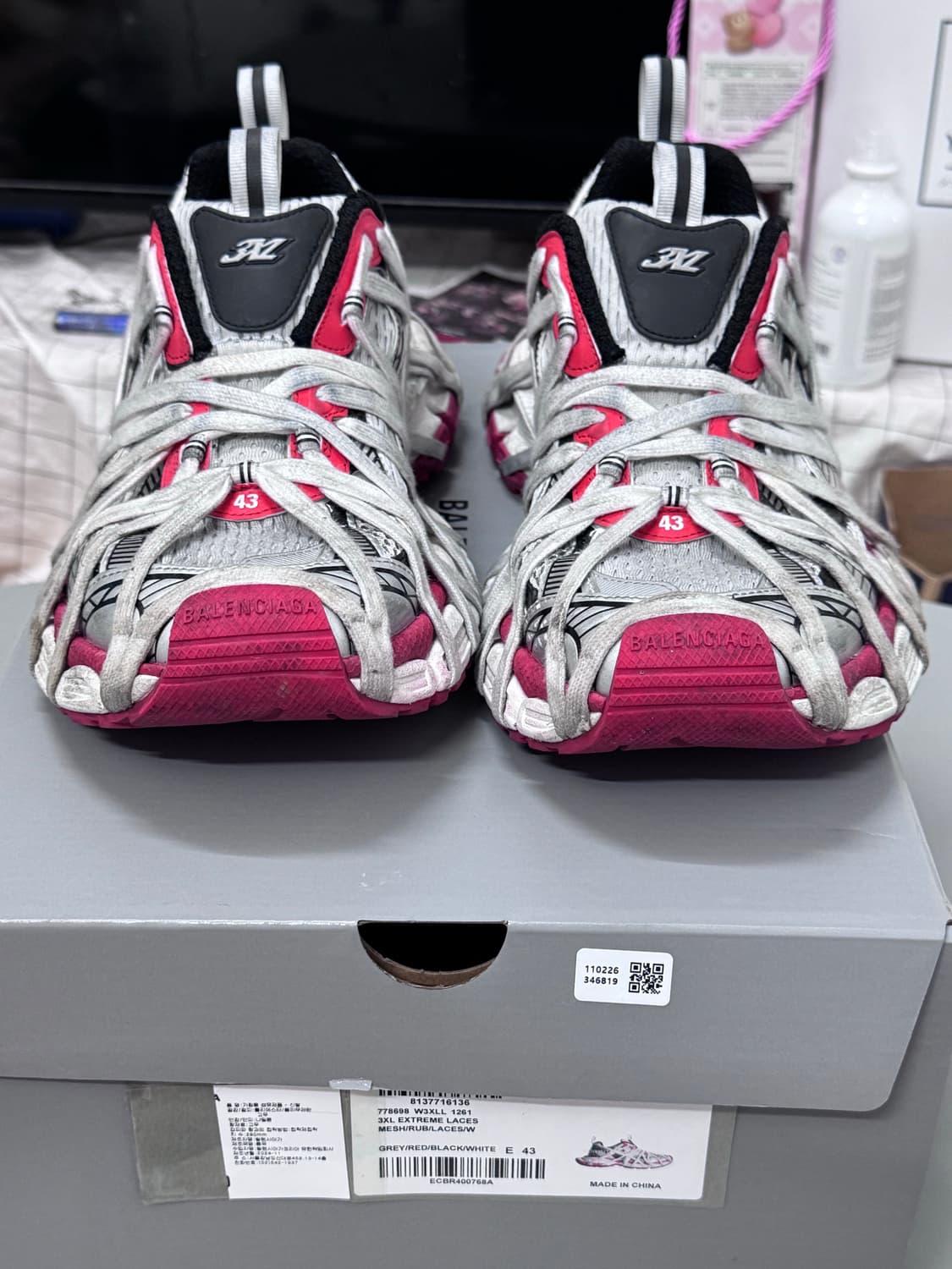 발렌시아가 3XL 익스트림 레이스 스니커즈 EU 43 상품이미지2