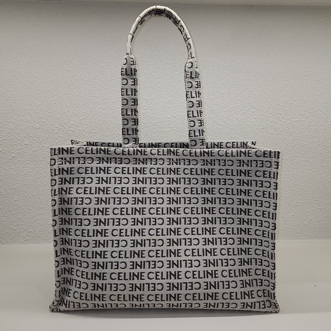 셀린느 196762 올오버 텍스타일 라지 카바스 타이스 내츄럴 탄 상품이미지1