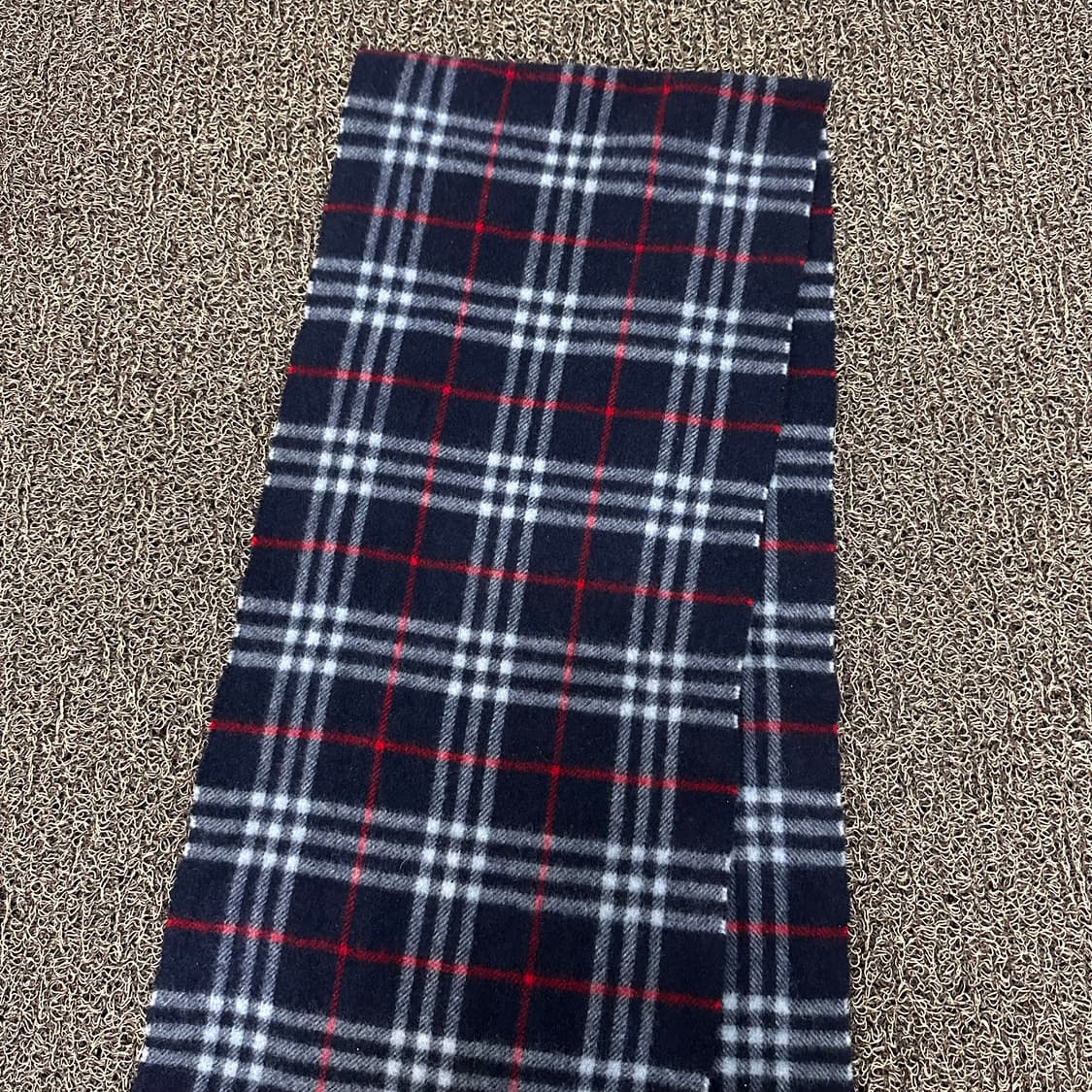 버버리 램스울 체크 머플러 목도리 네이비 상품이미지6