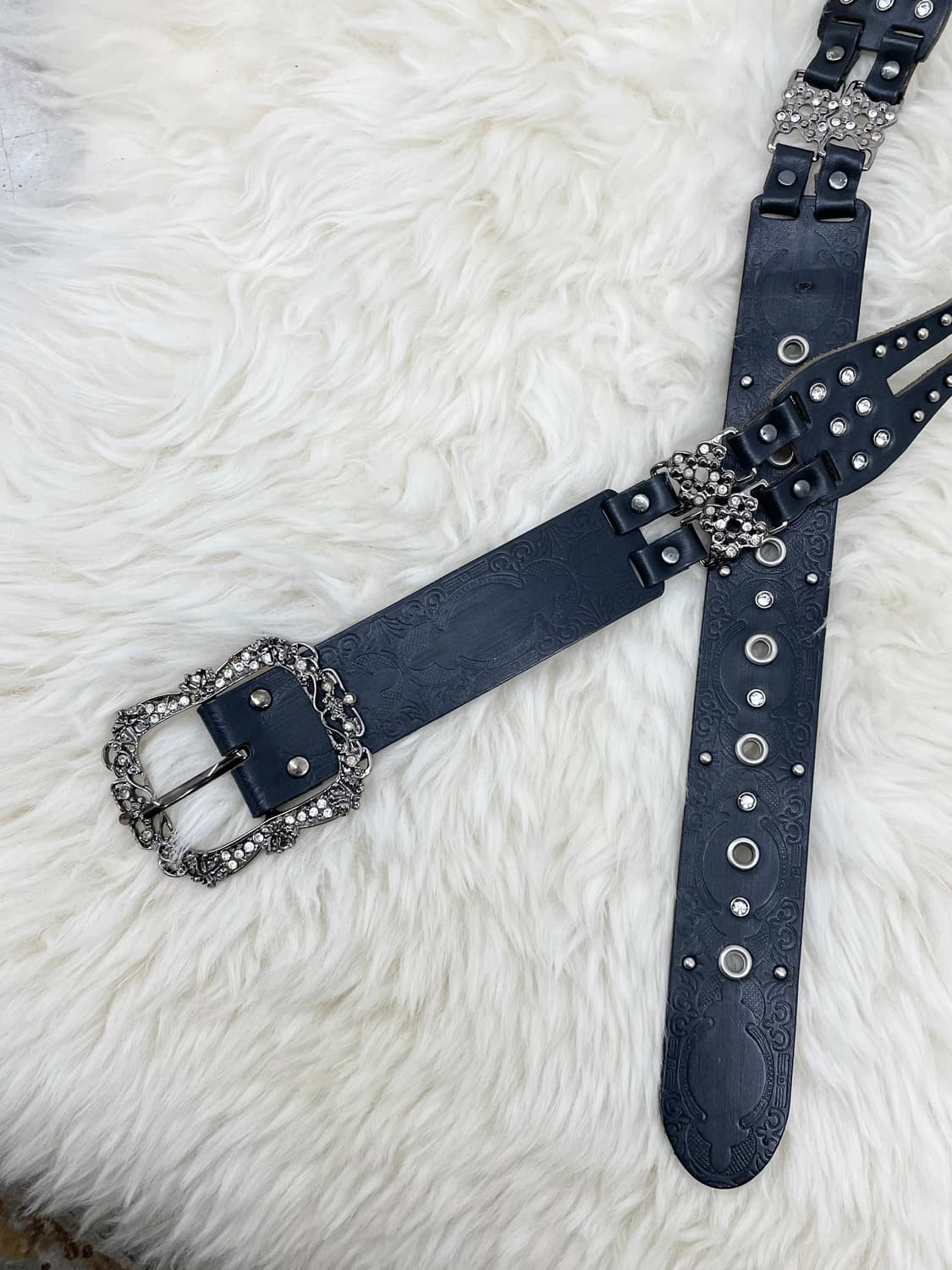 리얼레더 절개 펀칭 디테일 버클 벨트 상품이미지4