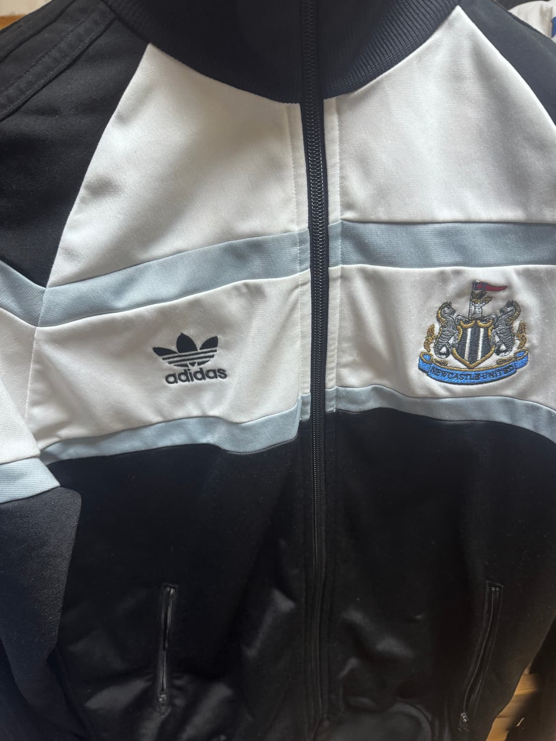 아디다스 뉴캐슬 져지 트랙탑 상품이미지1