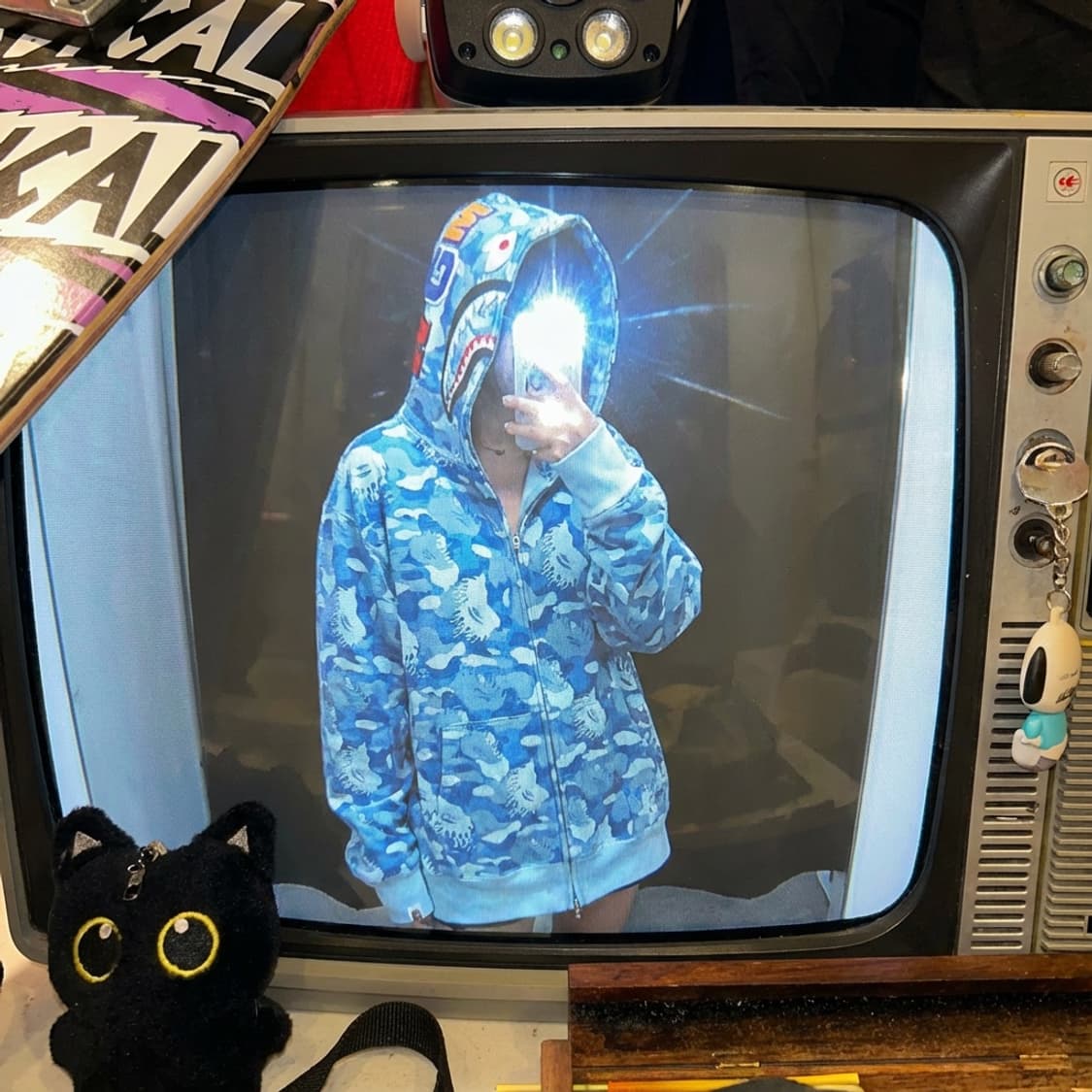 베이프 샤크 풀집 플레임 헤드 카모 블루 상품이미지1