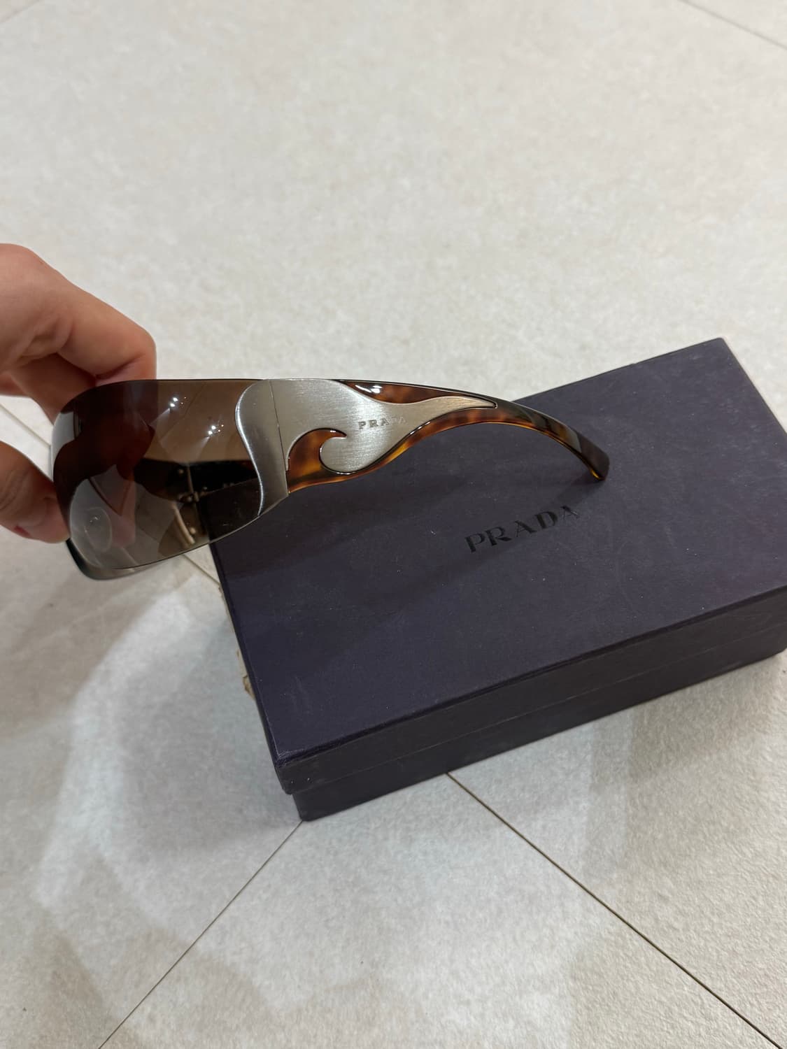 Prada 2004 ss 프라다 아카이브 웨이브 선글라스 상품이미지2