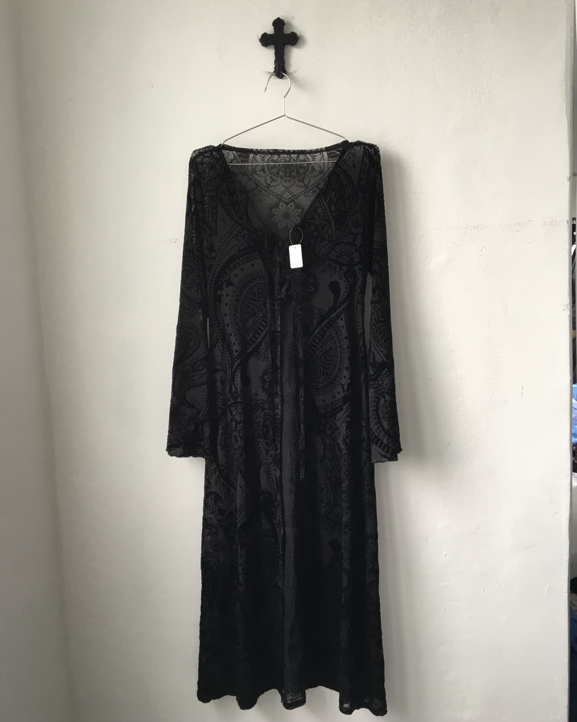 Oriental velvet pattern point long cardi 상품이미지2