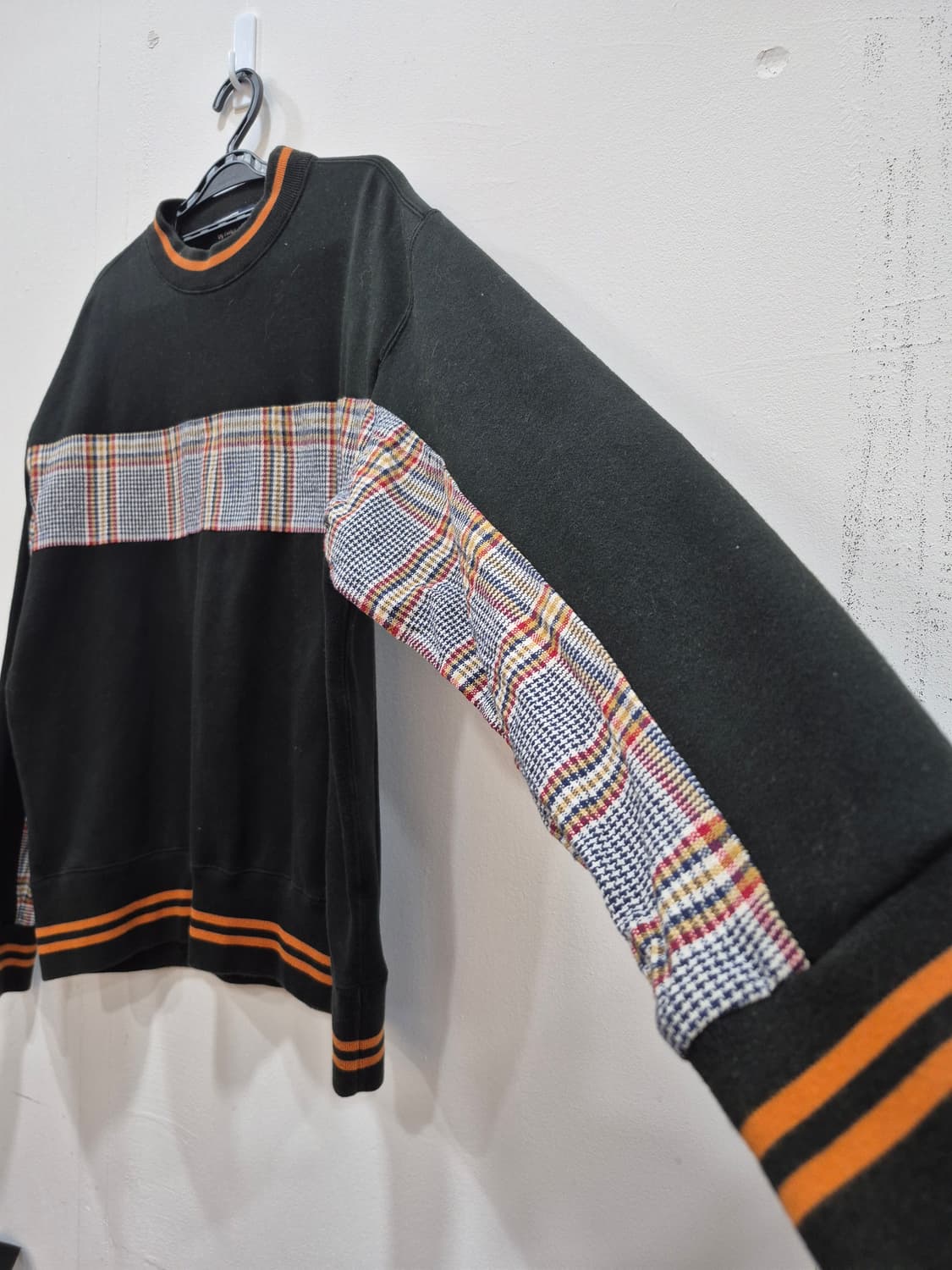 폴로랄프로렌 체크 패턴 패널이 있는 블랙 맨투맨 남성 95~100사이즈 상품이미지2