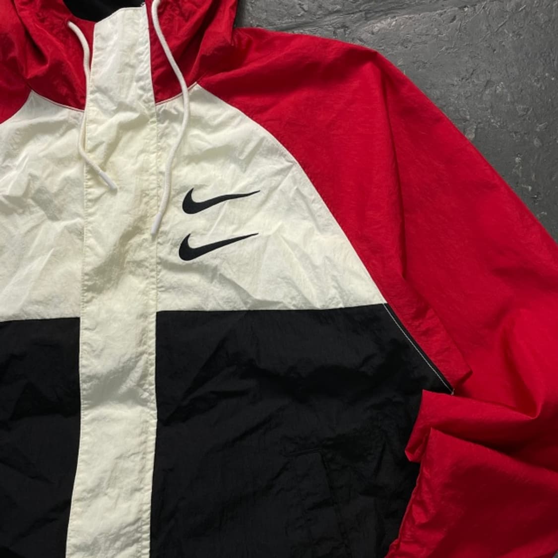 100 나이키 더블 스우시 바람막이  상품이미지2