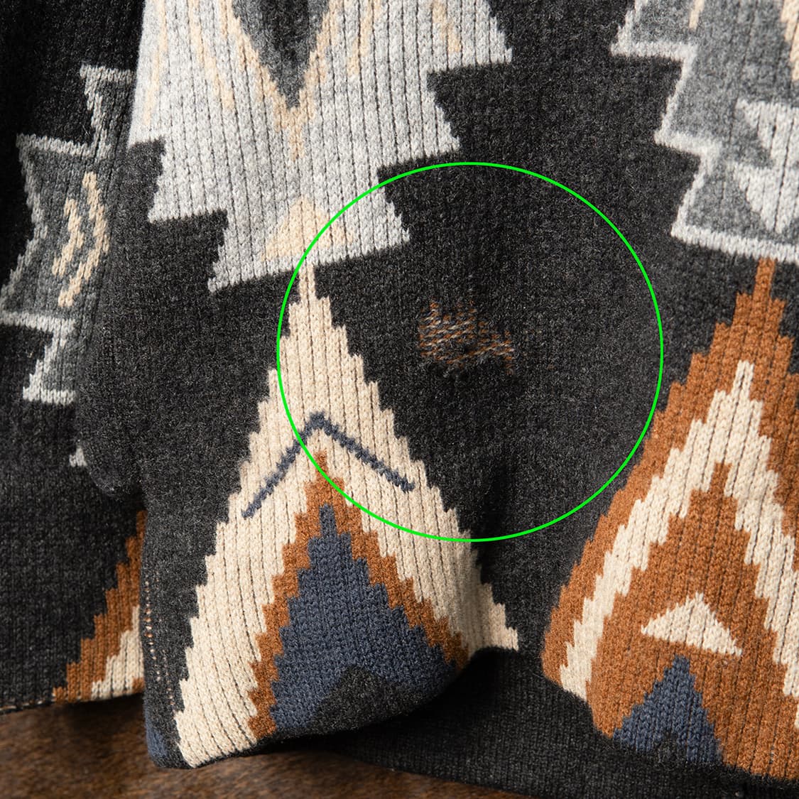 [100] 80s CROMBIE 퓨어 램스울 나바호 패턴 니트 가디건  상품이미지7