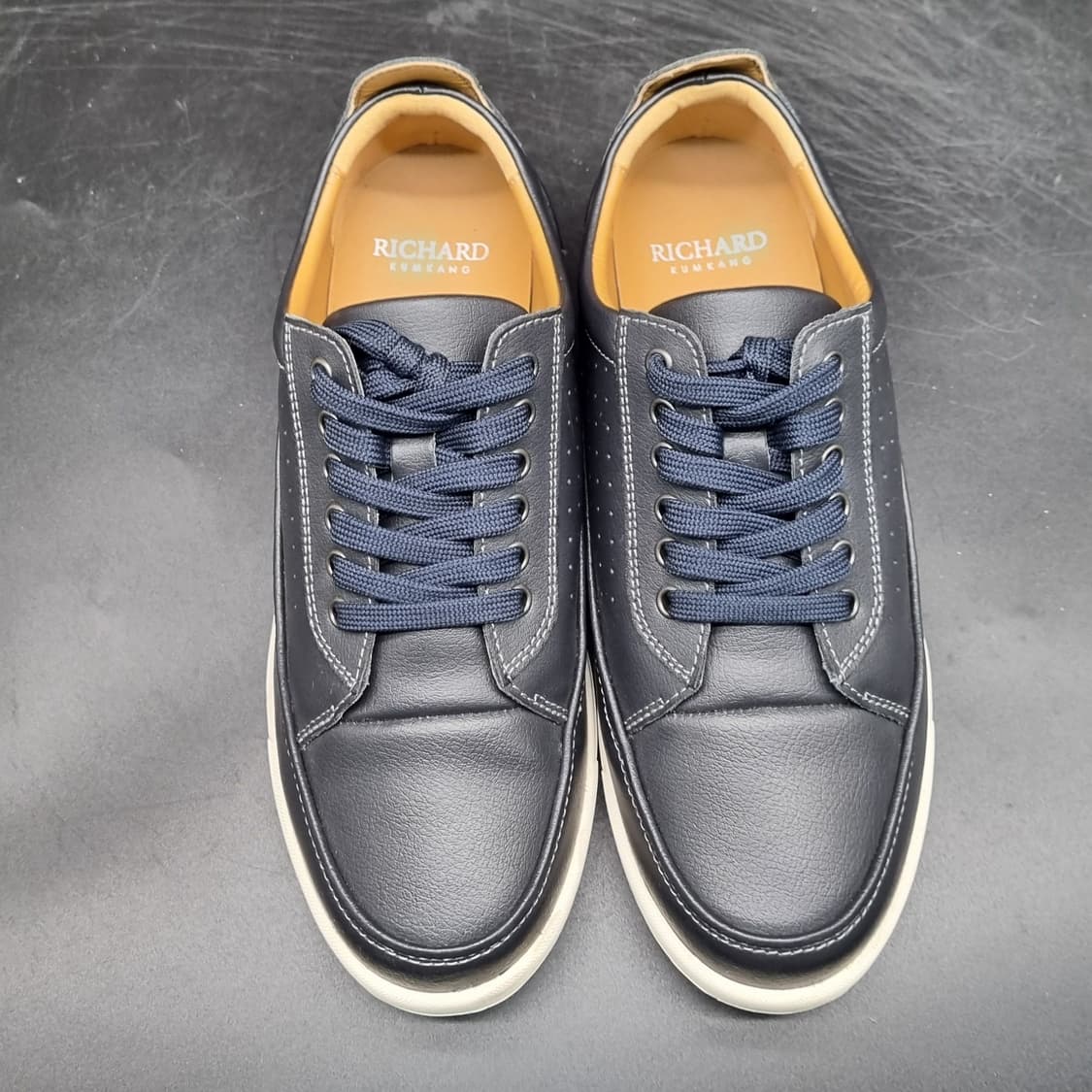 금강 가죽스니커즈 255. 상품이미지2