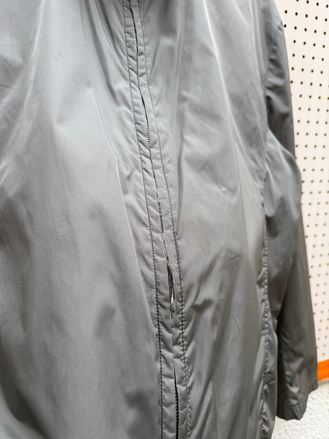 HUGO BOSS LIGHT WINDBREAKER 휴고보스 바람막이 상품이미지4