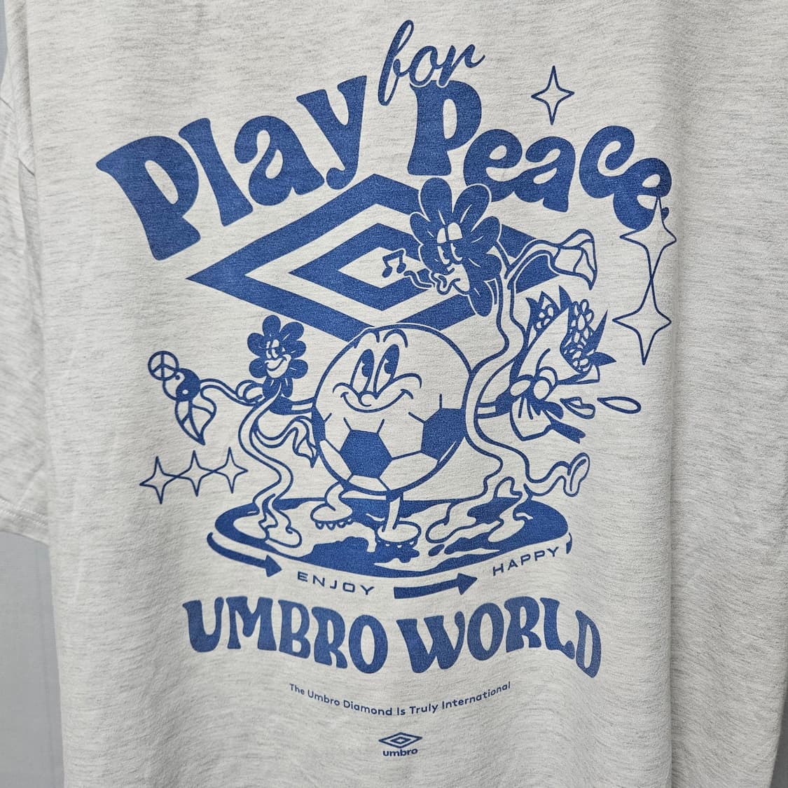 110 ) 엄브로 Play for Peace 오버핏 반팔티  상품이미지2