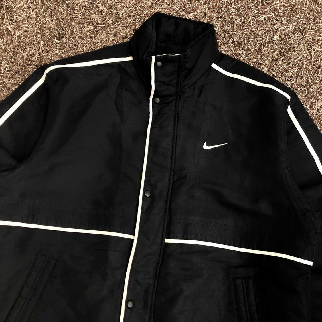 나이키 00s 올드스쿨 사이드 라인 누빔 바람막이 점퍼 상품이미지2