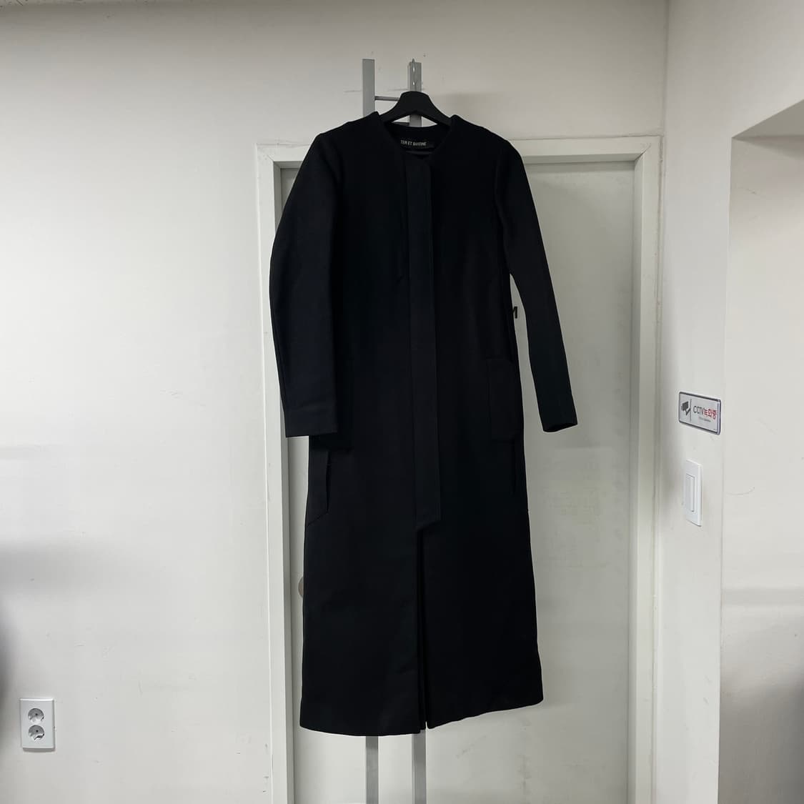 테레반티네 블랙 코트 36(W) 상품이미지1