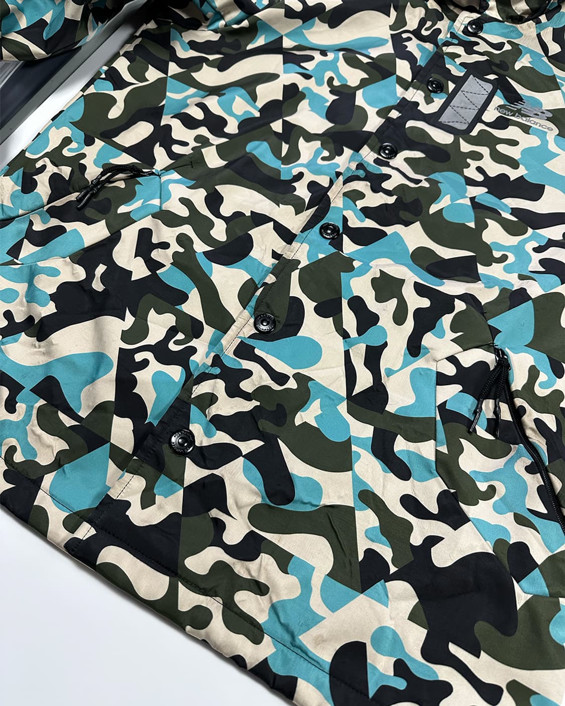 뉴발란스 블루카모 스키 코치자켓 상품이미지4