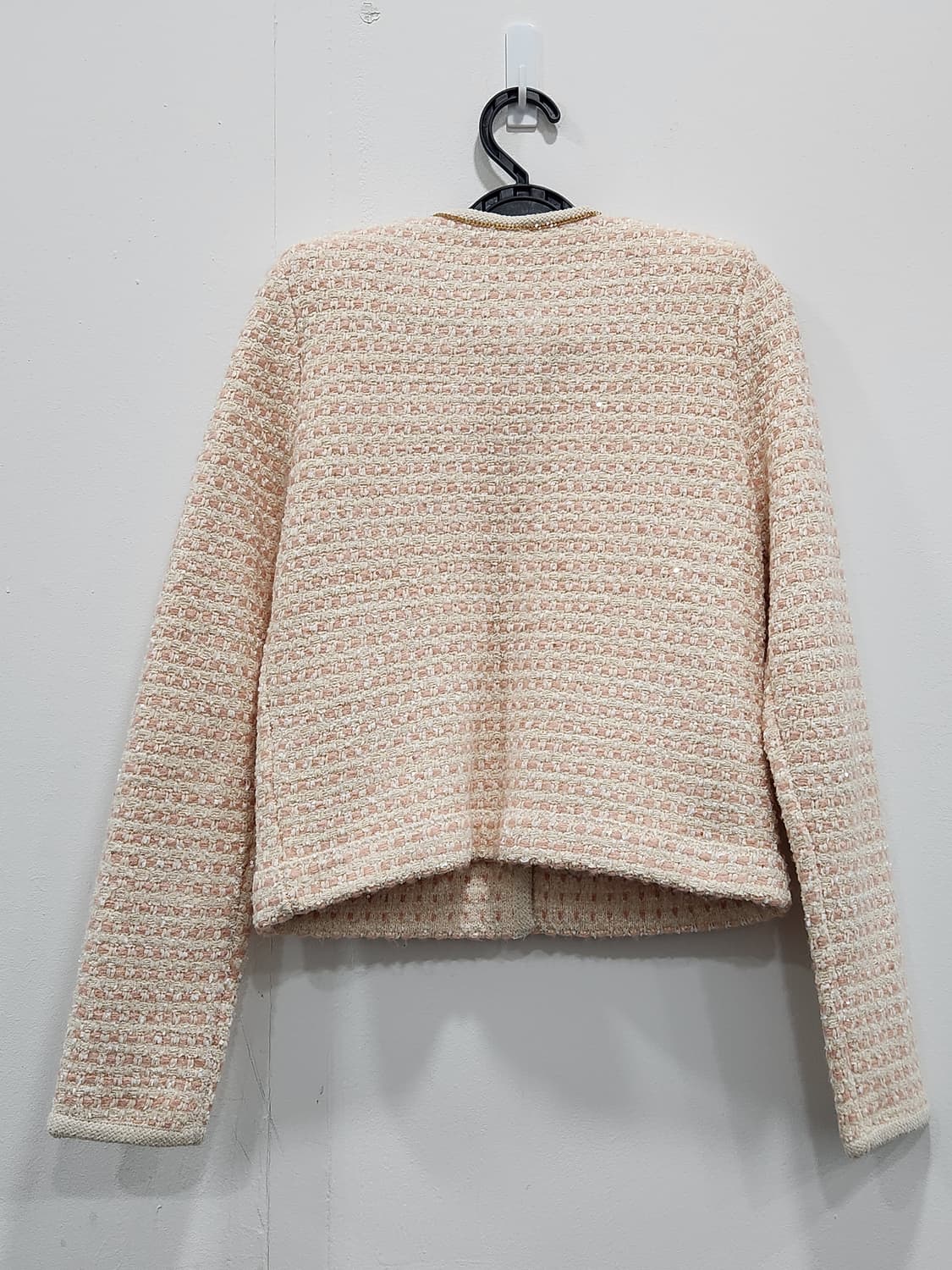 [S] 더맥 연핑크 금장 단추 트위드 니트 자켓 상품이미지2