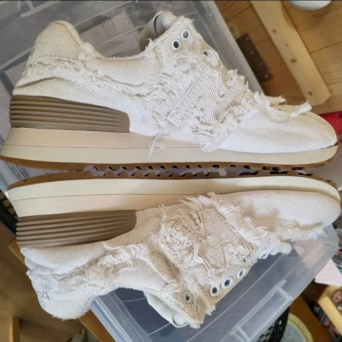 정품 미우미우 뉴발란스 574 콜라보 39 (245~250) 상품이미지3