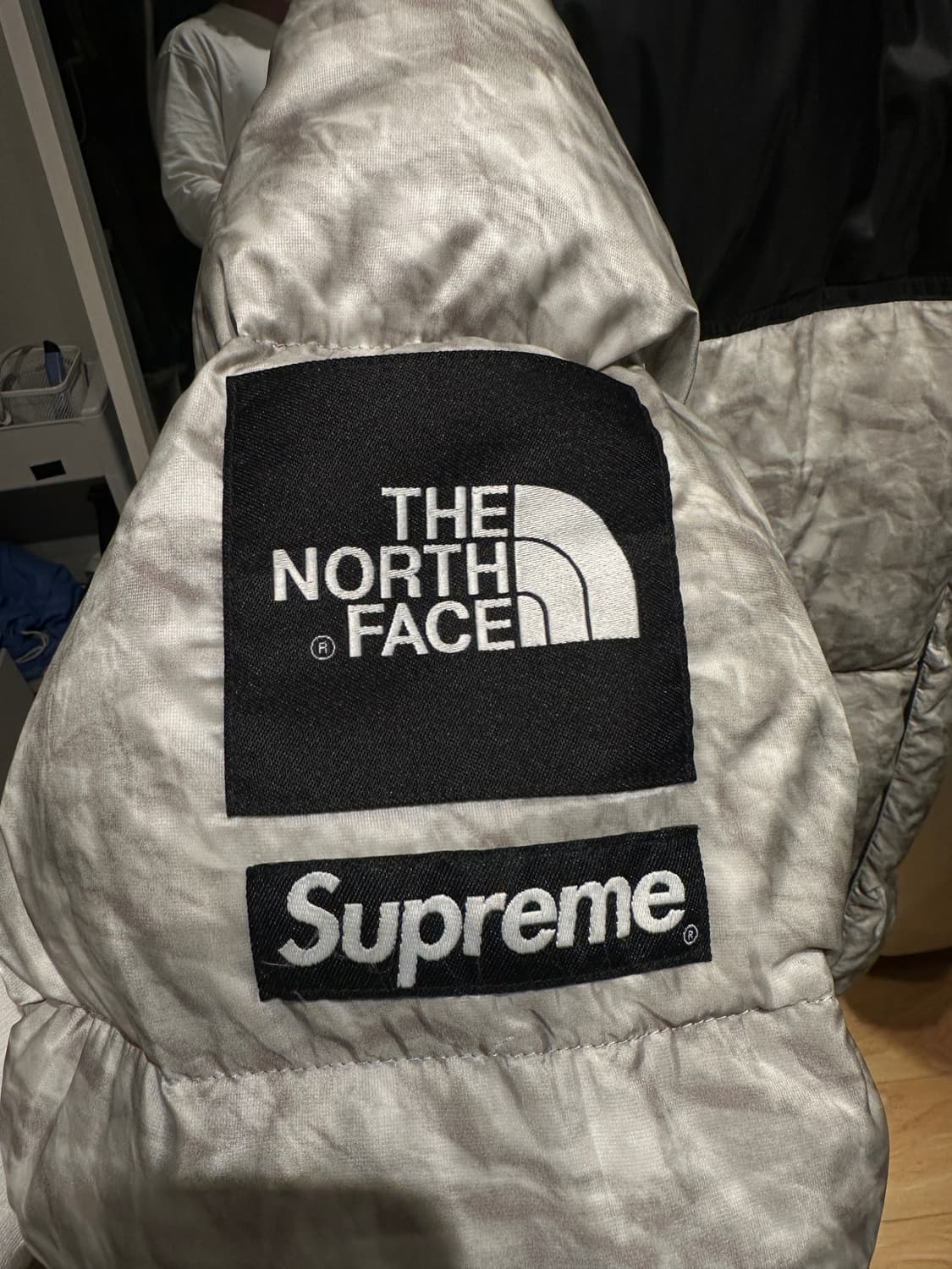 Supreme x 노스페이스 페이퍼 눕시 패딩 L 상품이미지4