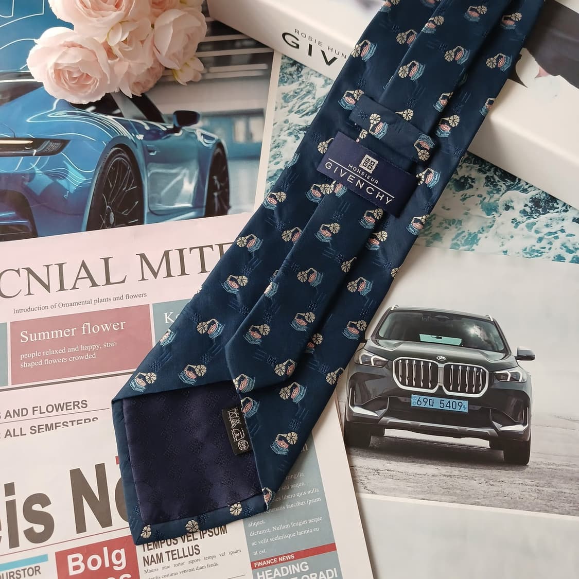 지방시 실크 네이비 플라워 엠블럼 넥타이 10cm B등급 A18912
 상품이미지5