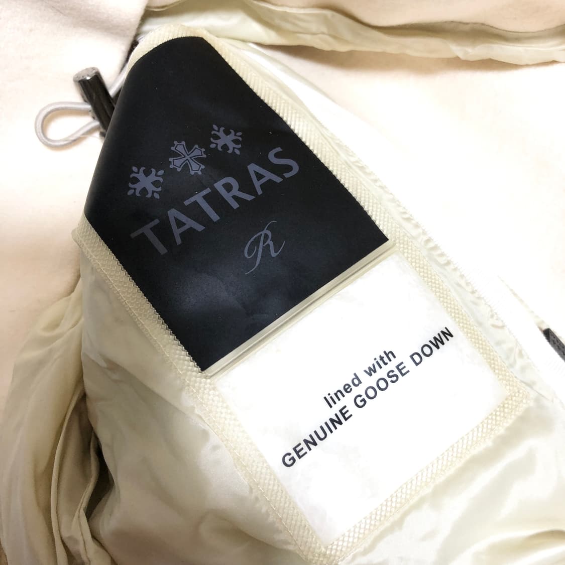 타트라스 패딩 믹스 하프 코트  상품이미지9