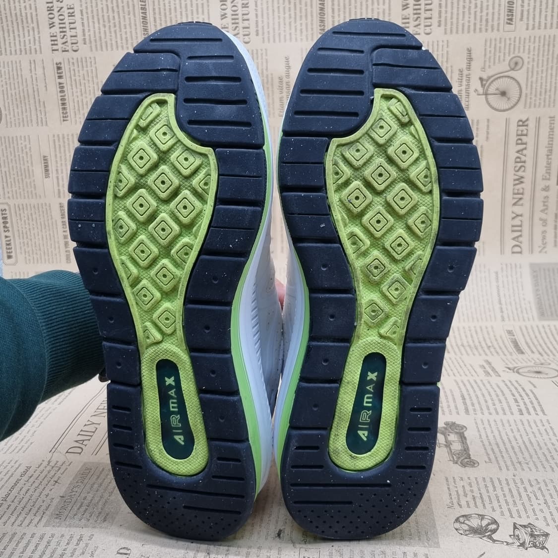 나이키 에어맥스 게놈 남성운동화255 상품이미지3