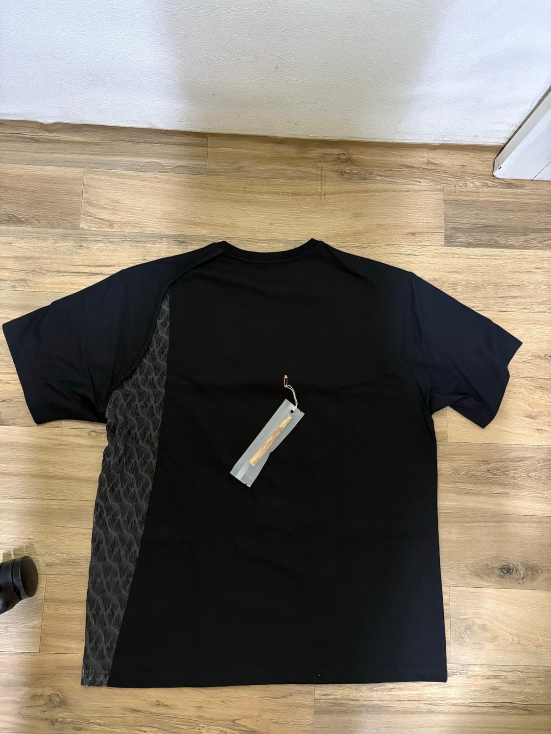 [L] 엑슬림 반팔 EP.7 01 T-SHIRT 블랙 팝니다 상품이미지3