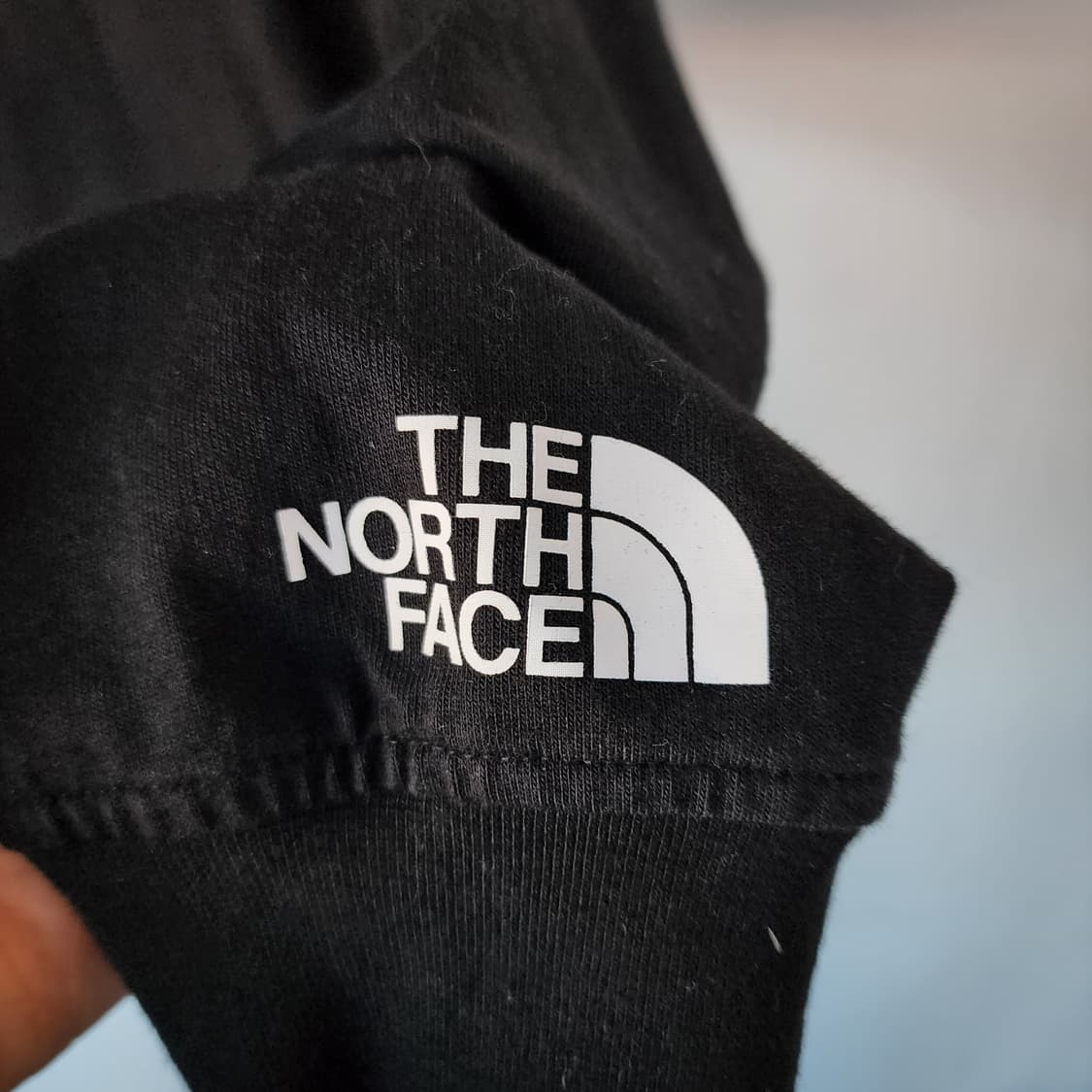 노스페이스 해골 긴팔티 블랙 상품이미지4