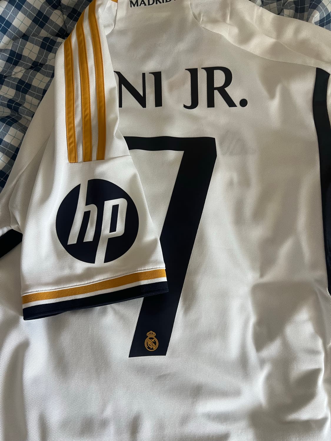 레알마드리드 홈 유니폼 상품이미지3