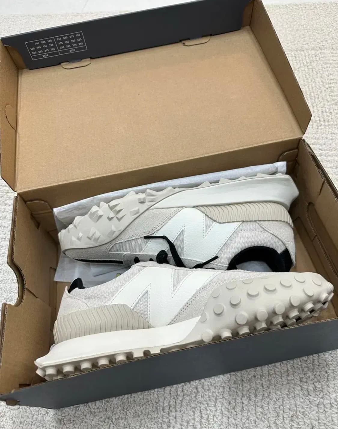 뉴발란스 XC 72 문빔 240 새상품 상품이미지3