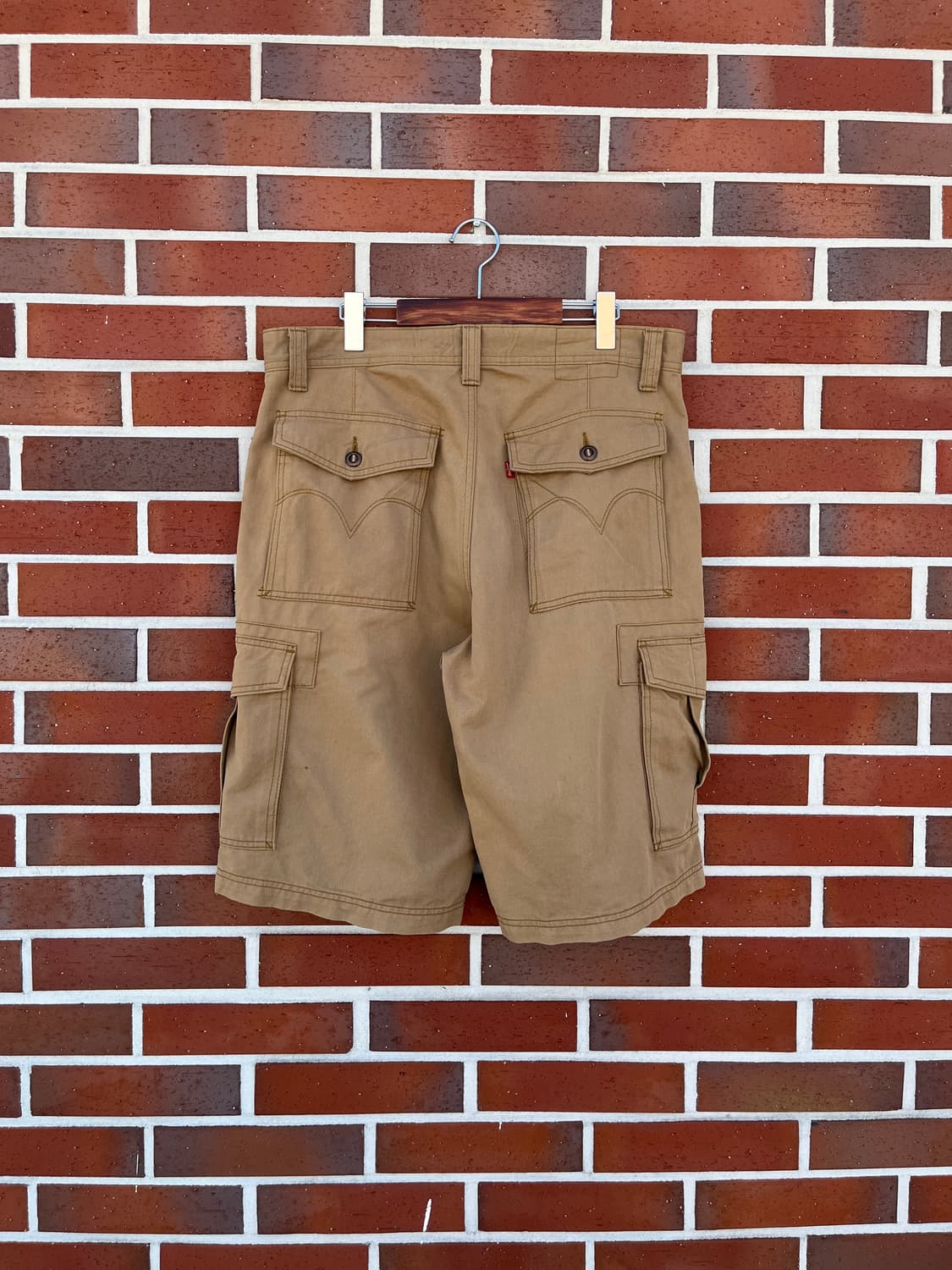 Levi's 베이지 카고 버뮤다 팬츠  상품이미지3
