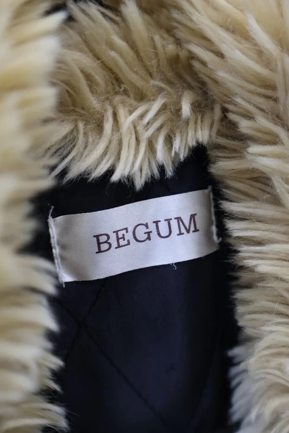BEGUM Faux Suede Fur Lined Coat 상품이미지6