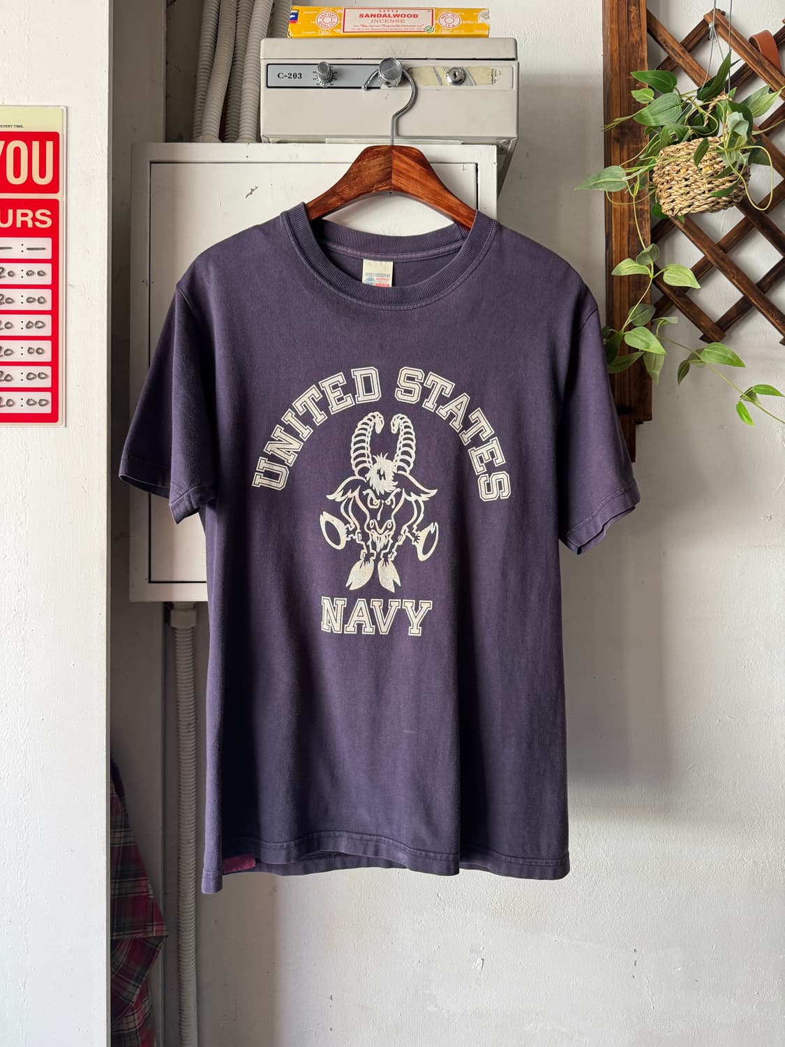 [S]버즈릭슨 U.S NAVY 고트 프린팅 티셔츠 상품이미지2