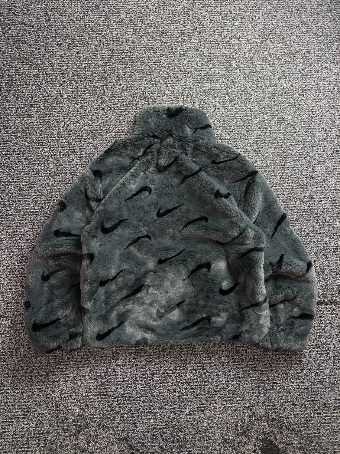 나이키 우먼스 플러시 스우시 에코퍼 자켓 3028 상품이미지4