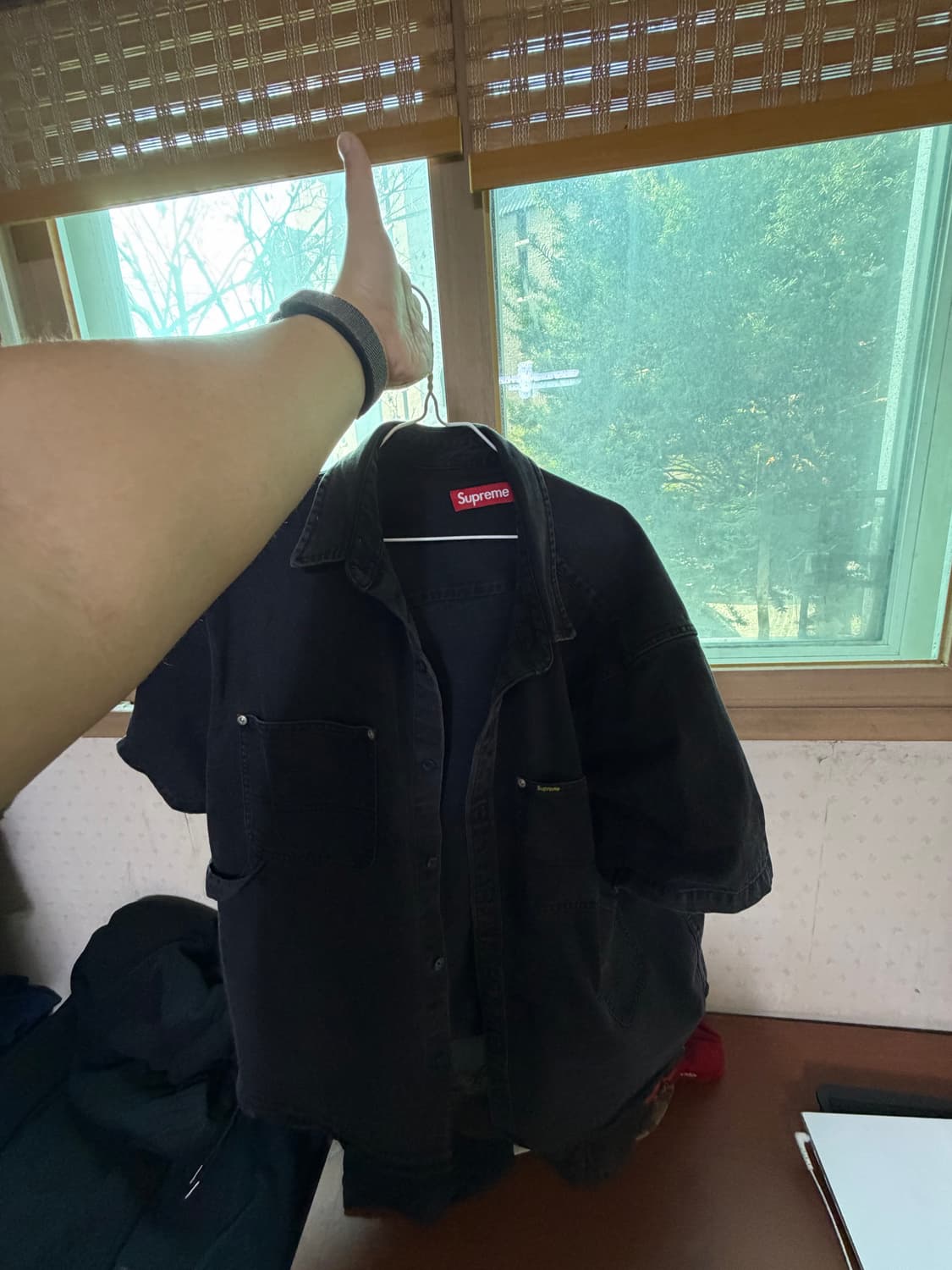 슈프림 반팔 데님자켓 xl팝니다 상품이미지2