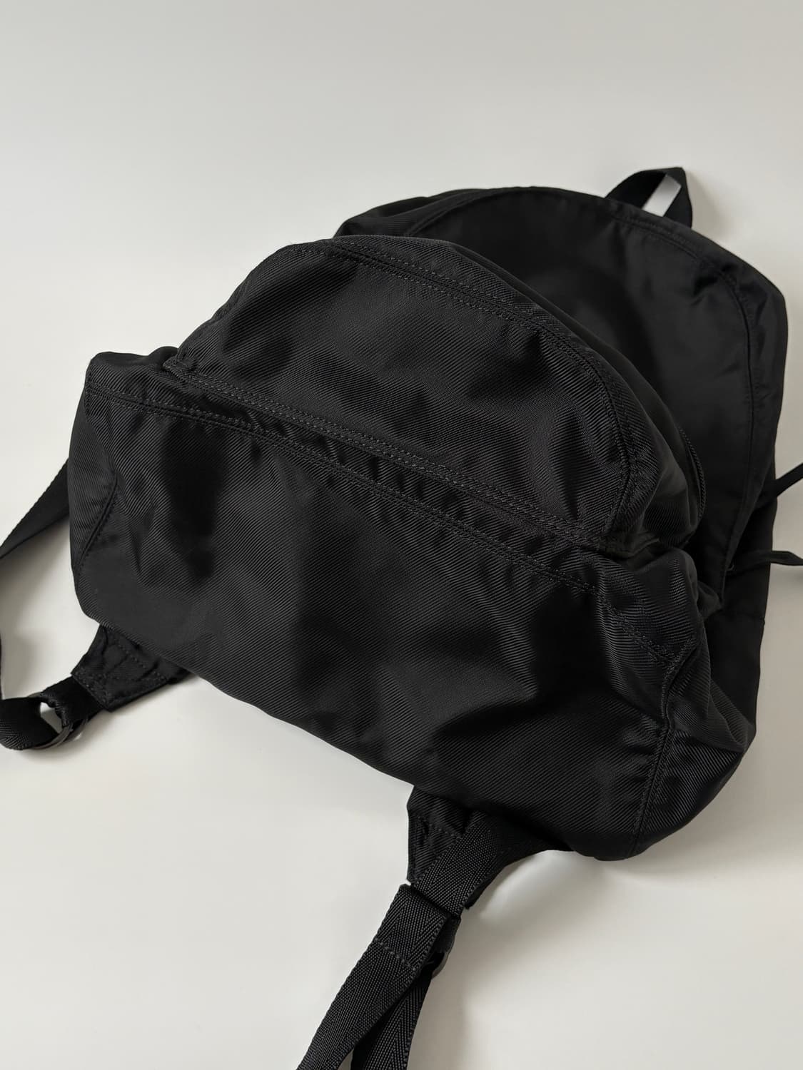 Round Backpack (Black) 상품이미지6
