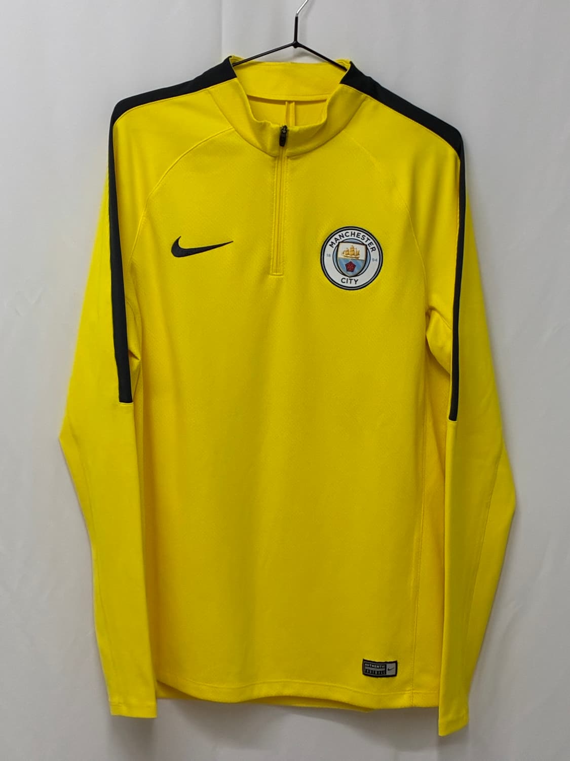 나이키 맨체스터 시티 웜 탑 L 상품이미지1