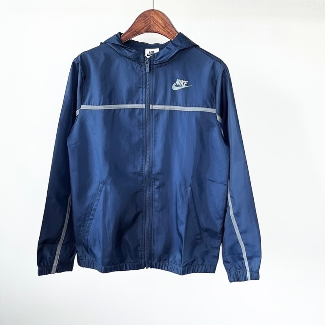 [L] Nike 나이키 우먼즈 바람막이 자켓 상품이미지3