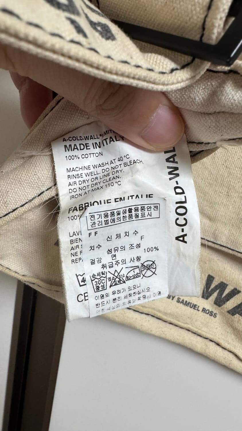 어콜드월 캔버스 홀스터 백 상품이미지4