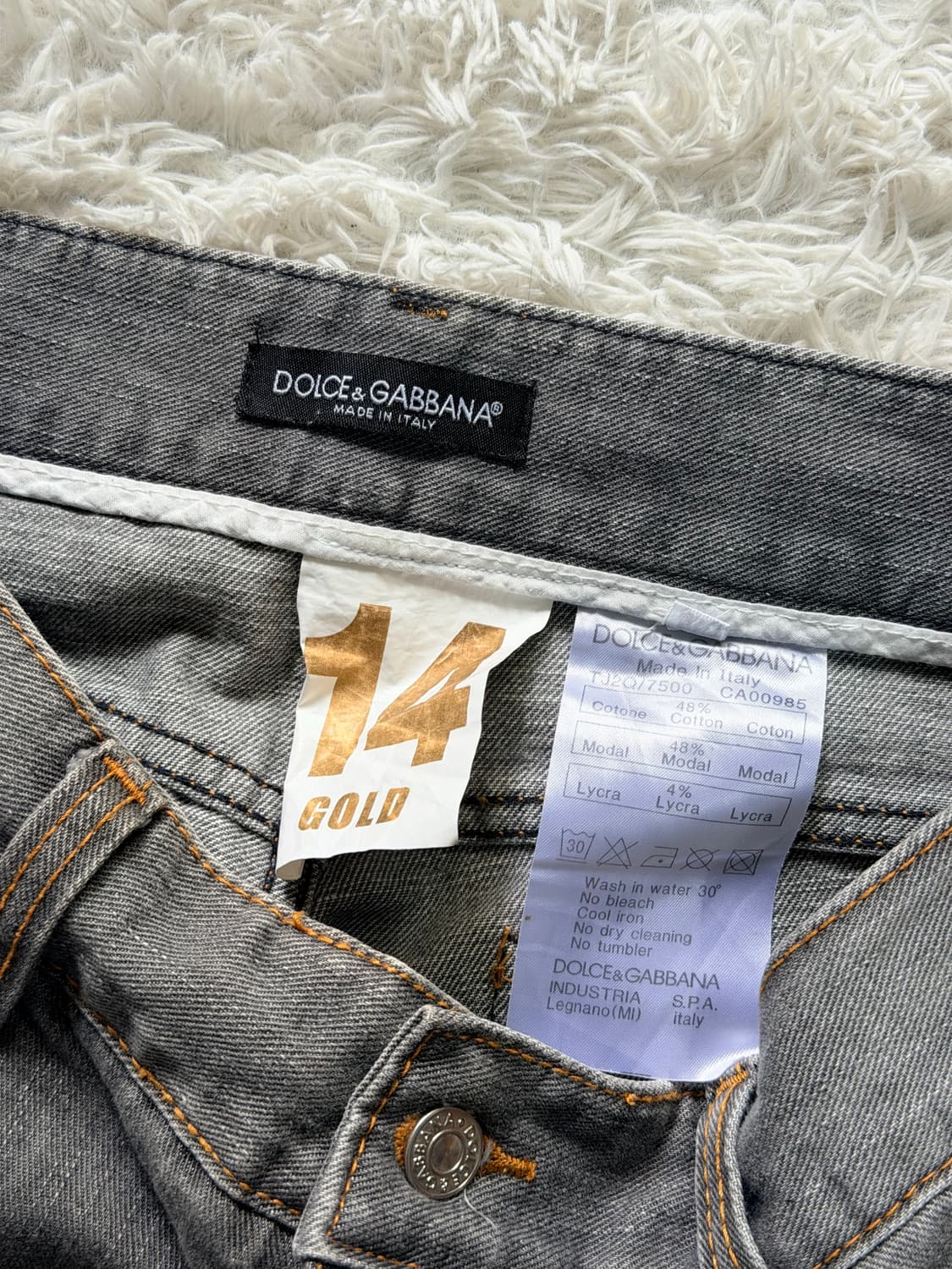 [DOLCE & GABBANA] 14 GOLD 빈티지 그레이 워싱 데님 상품이미지3