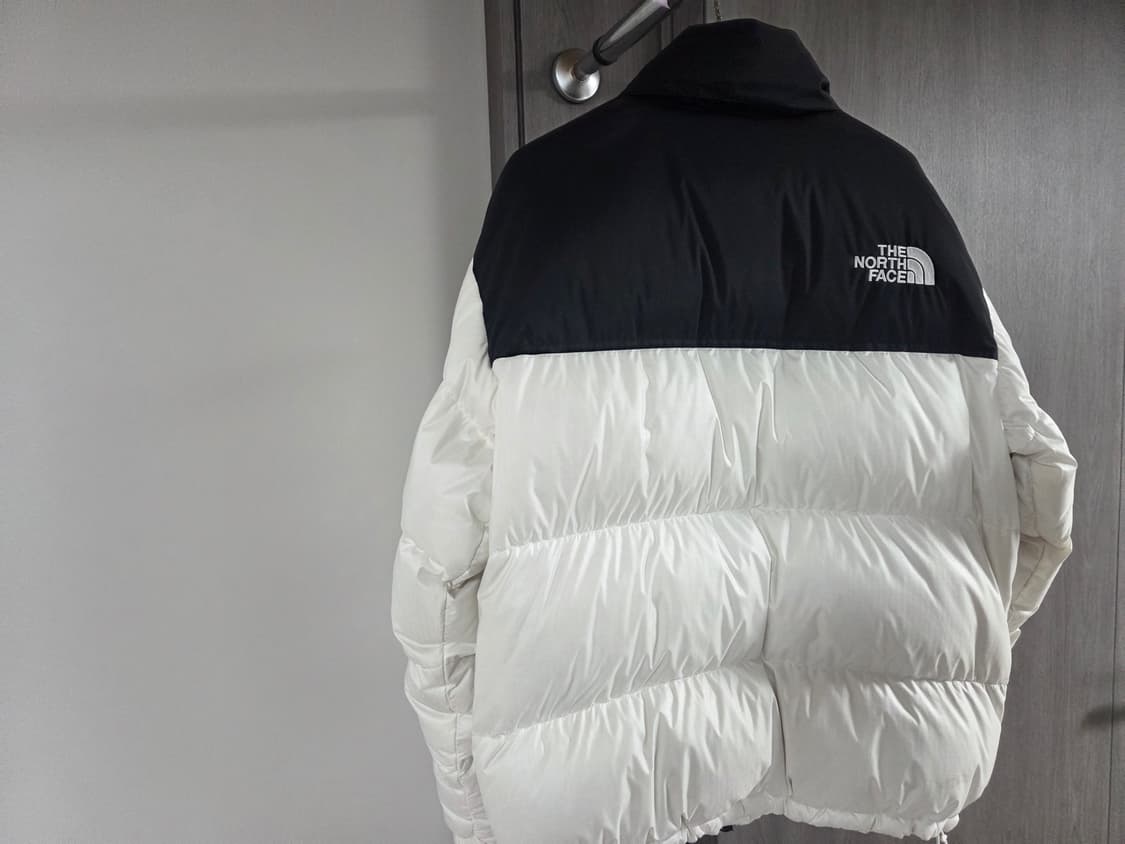 노스페이스 패딩 눕시(L) NJ1DQ51M 상품이미지4