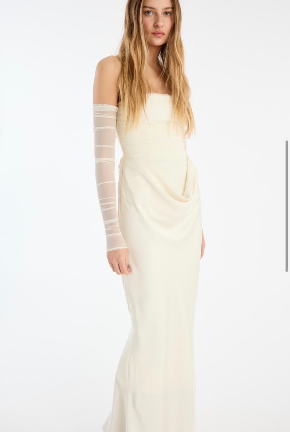 RUCHED MAXI DRESS WHITE 상품이미지3