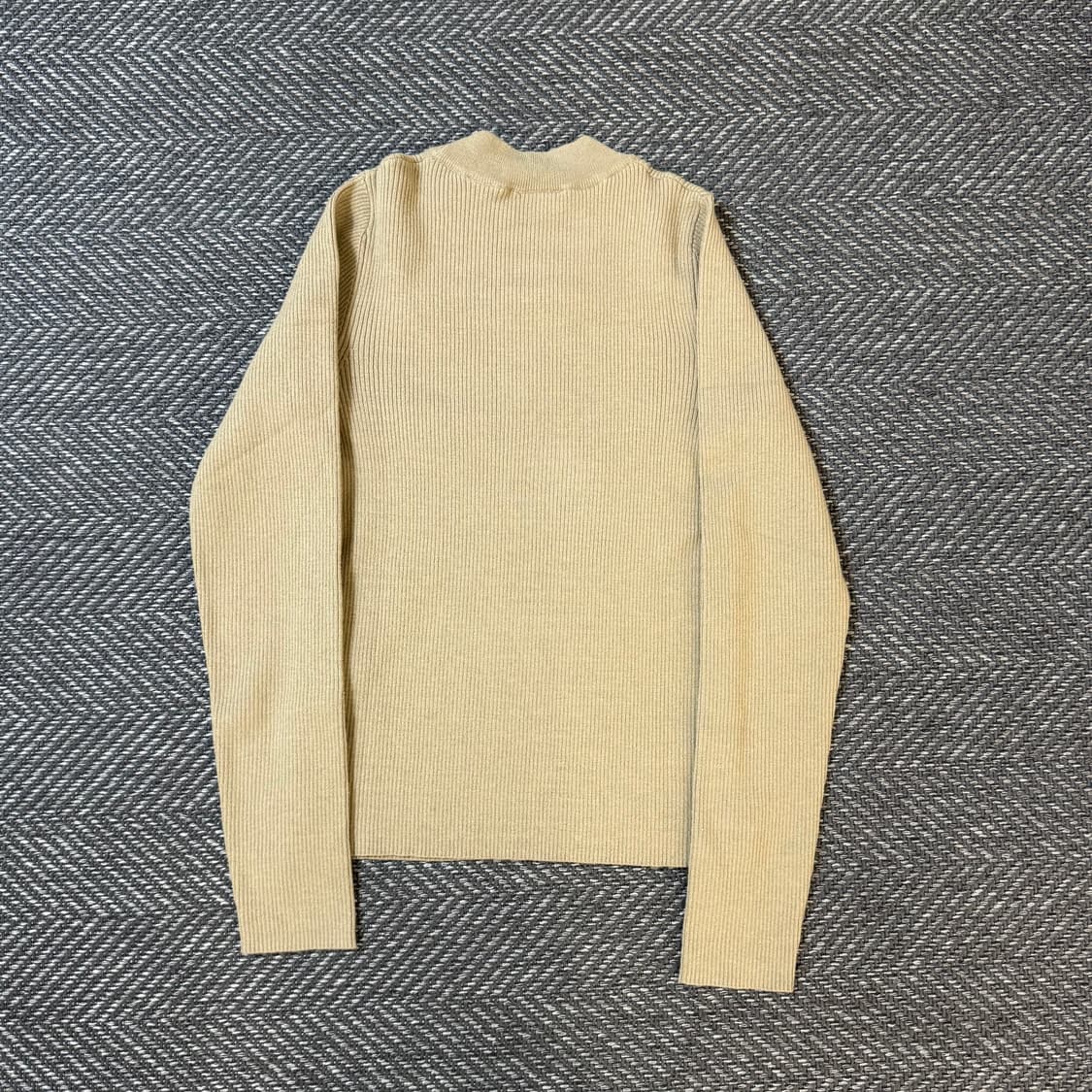 리바이스 골지 니트 긴팔티 베이지 S 상품이미지4